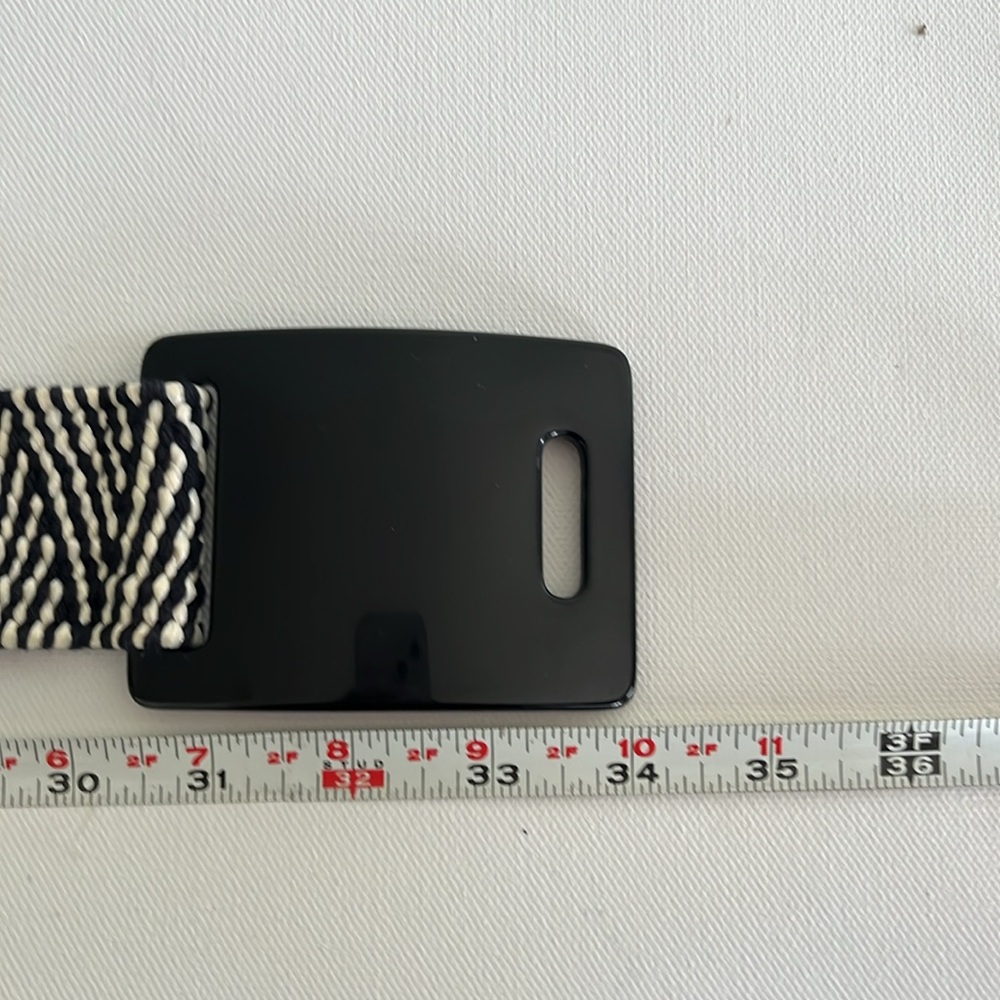 Black and White Electric Patterned Belt - Picture 5 of 7